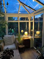 Captivating 2-bed House in Amesbury, Salisbury