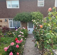 Captivating 2-bed House in Amesbury, Salisbury