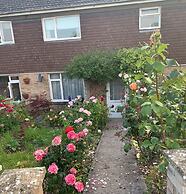 Captivating 2-bed House in Amesbury, Salisbury