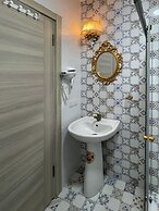 Lamur Otel