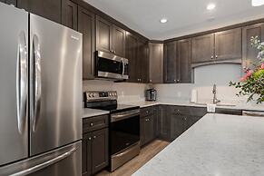 Kasa 539 Bay Street Traverse City