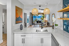 Upscale Oceanfront Penthouse Vistas