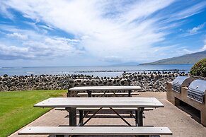 Upscale Oceanfront Penthouse Vistas