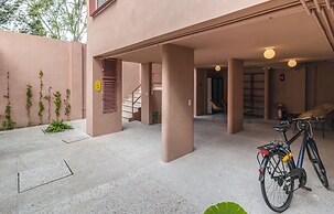 Casa Rosa by Domi Housing