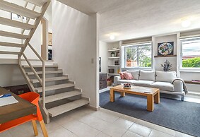 Casa Rosa by Domi Housing