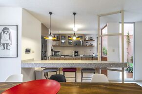 Casa Rosa by Domi Housing