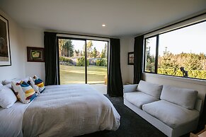 Mt Roy Terrace - Art House