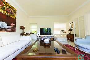 Villa de Luxe Gammarth Avec Piscine