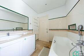 Villa de Luxe Gammarth Avec Piscine