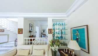 Villa de Luxe Gammarth Avec Piscine