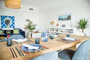 La Vue est Belle Apt de Luxe Avec vue sur mer