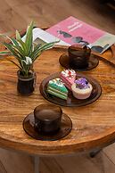 Warsaw Apartment Mokotowska by Renters