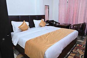 Akansha The Lake View