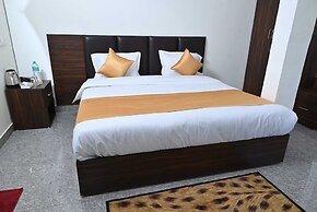 Akansha The Lake View