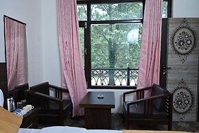 Akansha The Lake View