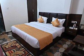 Akansha The Lake View