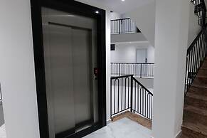 The Honeycomb Boutique Hotel