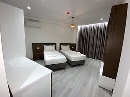 The Honeycomb Boutique Hotel