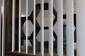 The Honeycomb Boutique Hotel