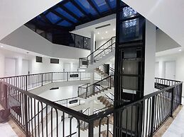 The Honeycomb Boutique Hotel