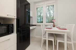Kasprzaka Near Metro Station by Renters