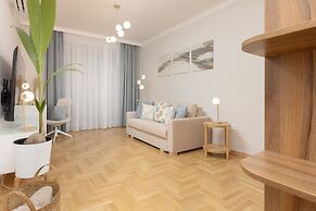 Kasprzaka Near Metro Station by Renters