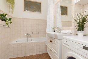 Apartment Freta Old Town by Renters