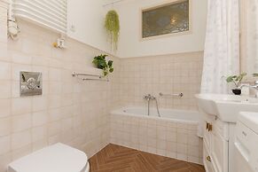 Apartment Freta Old Town by Renters