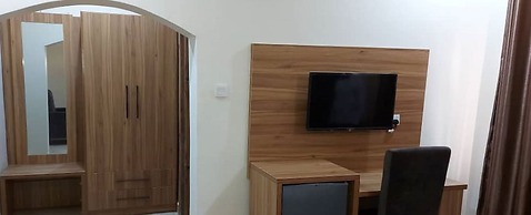 Hassan Sunmonu Court