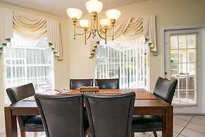Immaculate Villa in Kissimmee South Facing Pool