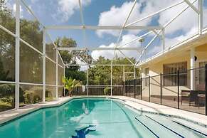 Immaculate Villa in Kissimmee South Facing Pool