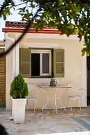 ALS Holiday Houses by Konnect