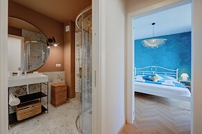 Pandora Lake View Stresa