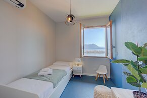 Pandora Lake View Stresa