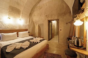 Escape Cave Suites