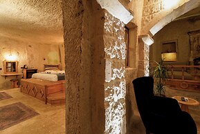 Escape Cave Suites