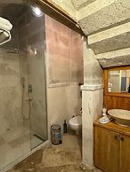 Escape Cave Suites