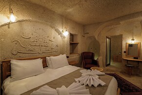 Escape Cave Suites