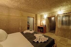 Escape Cave Suites