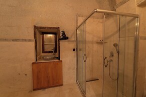 Escape Cave Suites