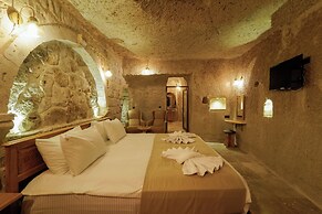 Escape Cave Suites
