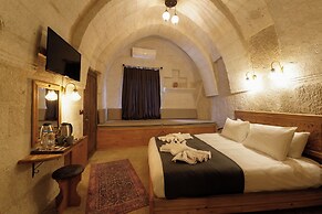 Escape Cave Suites