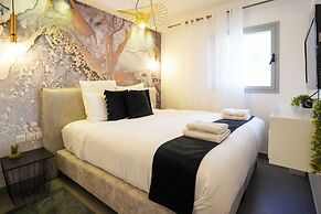 YalaRent Hilltop Penthouse- Private Pool