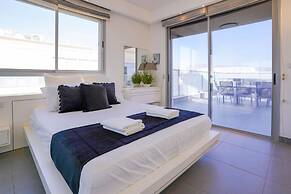 YalaRent Hilltop Penthouse- Private Pool