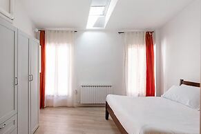 Bright and Cozy Studio by Wonderful Italy