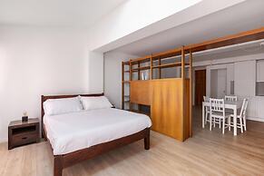 Bright and Cozy Studio by Wonderful Italy