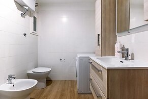 Bright and Cozy Studio by Wonderful Italy