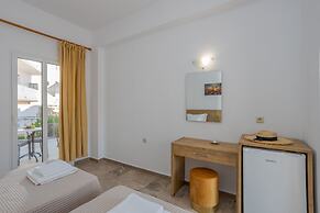 Amara Seaside by Estia