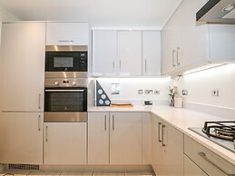 Baldwin Close