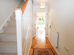 Baldwin Close